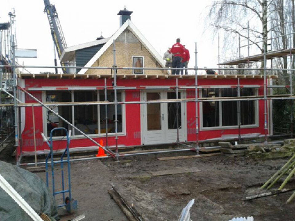 Realisatie aanbouw Heinenoord gestart